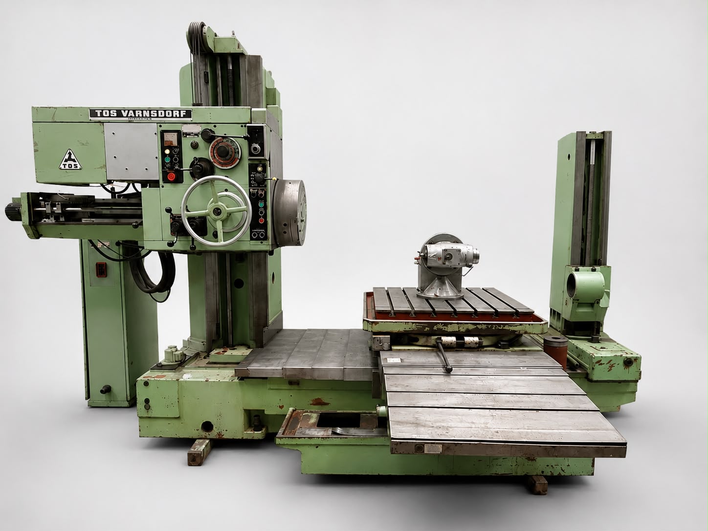 Mandrinadora TOS W75 · mesa 960 x 960 mm