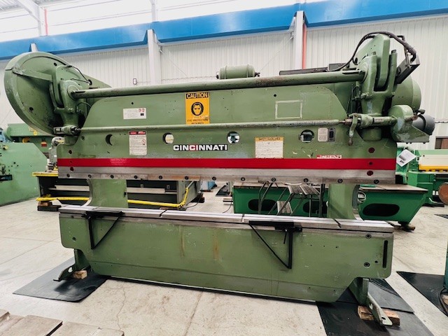 Dobladora de cortina Cincinnati 12 pies 135 tons