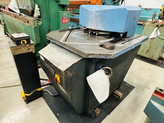 Esquinero Comeca angulo variable 200 x 200 x 6.5