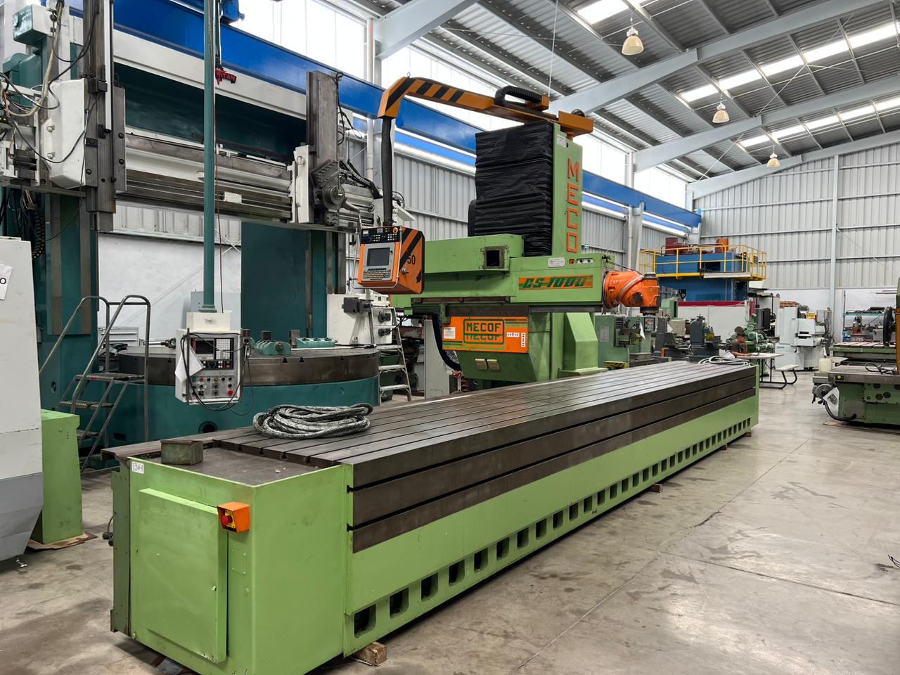Fresadora de columna movil MECOF 1100 x 8000 mm seminueva