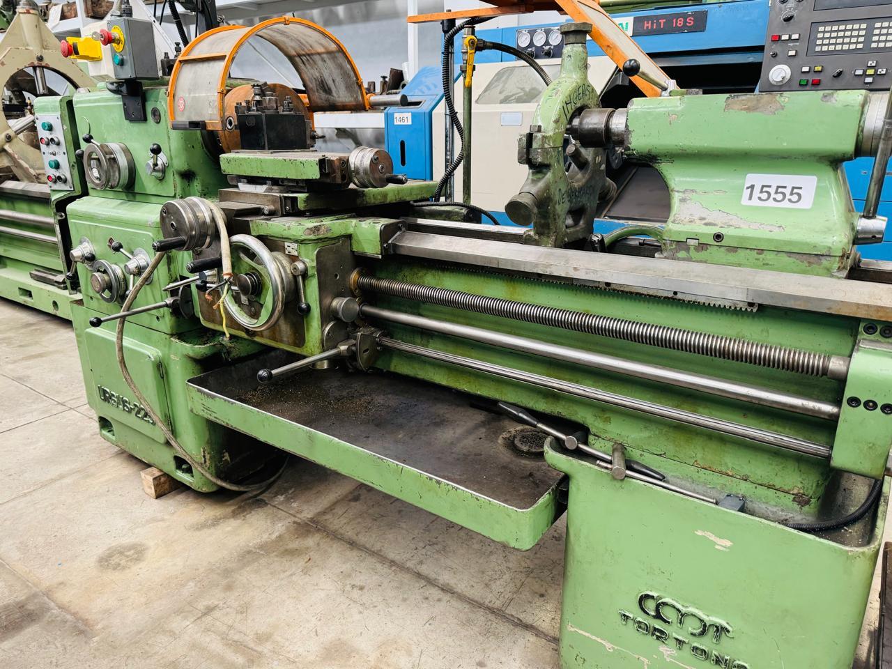 Torno CMT Ursus-225 · 1 m entre centros