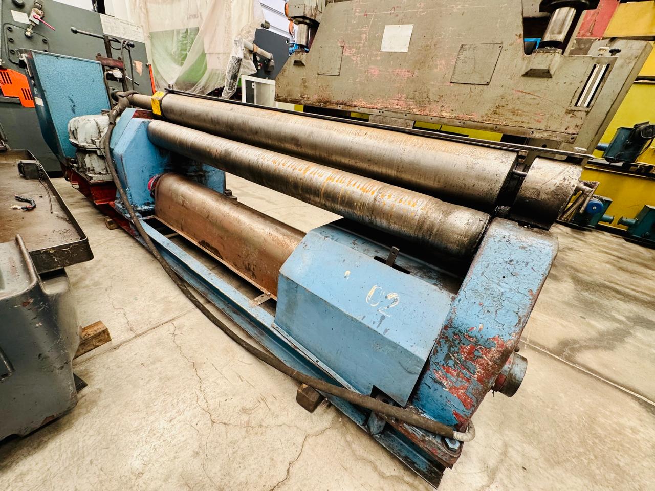 ROLADORA MECANICA MARCA PIESOK CAP. 8 MM X 2000MM