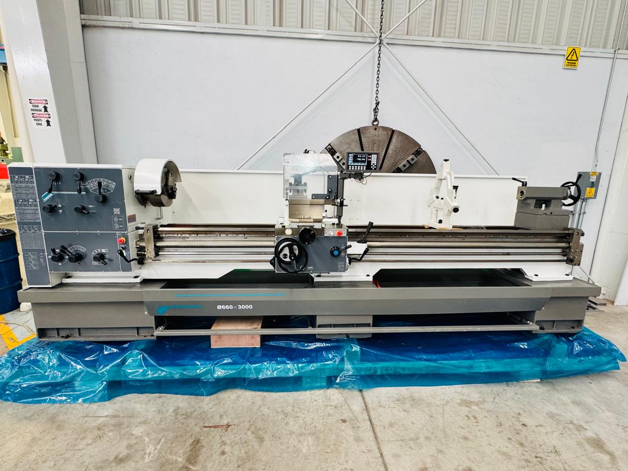 torno paralelo CDS 6266 B x 3000 mm