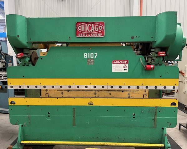 Dobladora de cortina / press brake Chicago 75 tons x 10 pies mecanica