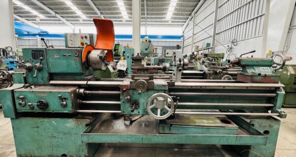 Torno paralelo TOS modelo SN 50 largo 1.5 metros