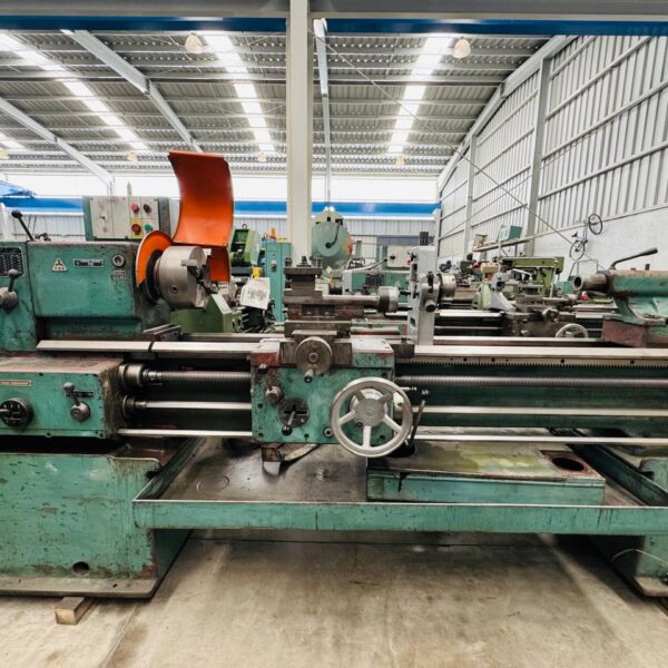 Torno paralelo TOS modelo SN 50 largo 1.5 metros