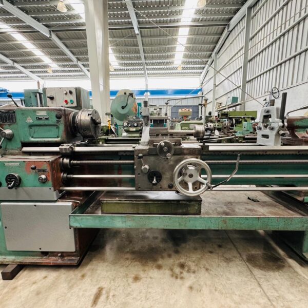 TORNO MARCA TOS MODELO SN40 B x 1.5 metros entre centros