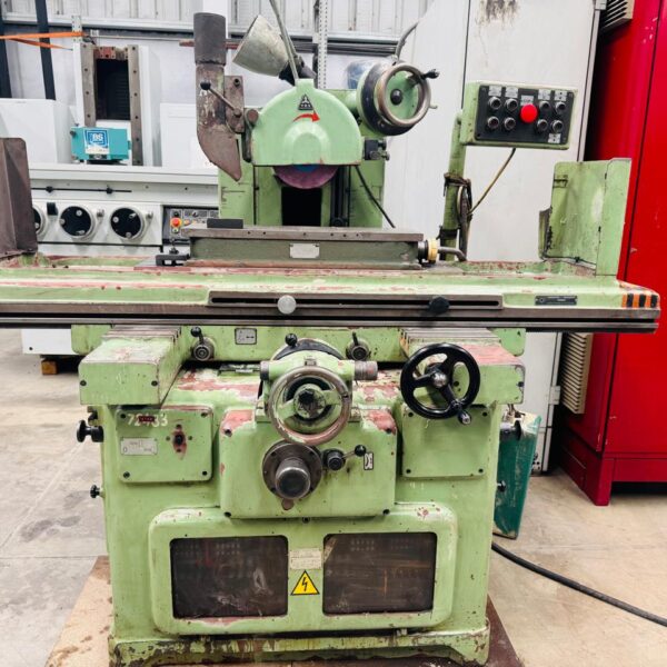 Rectificadora de superficies planas TOS cap. 8″ x 24″ hidraulica