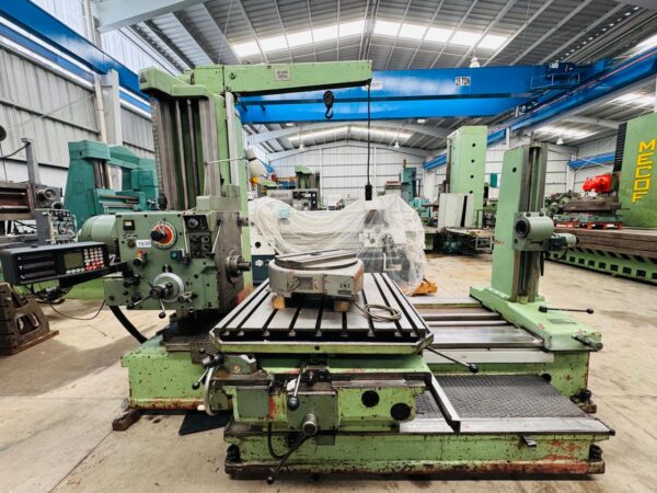MANDRINADORA MARCA TOS WH80 EQUIPADA CON BORING Y LUNETA