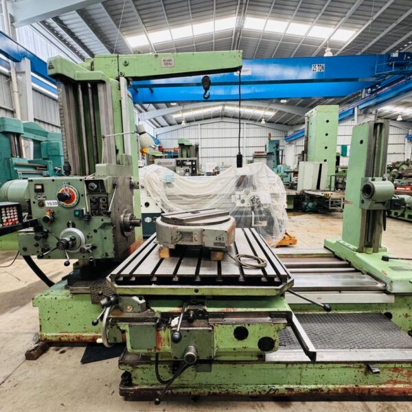 MANDRINADORA MARCA TOS WH80 EQUIPADA CON BORING Y LUNETA