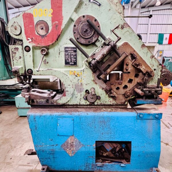 METALERO UNIVERSAL RUSO MARCA STANKO  135 TONS