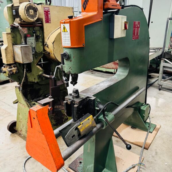 CIZALLA CIRCULAR MARCA OMES DIAMETRO MAX DE CORTE 2000MM