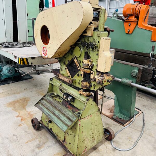 METALERO ITALIANO 55 TONS  MECANICO