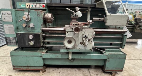 torno paralelo tos modelo sui volteo 18″ X 40 »  entre centros